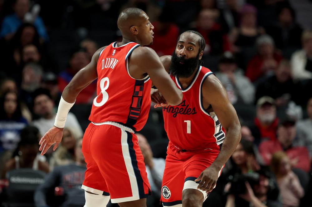 西崭露头角 西崭露头角